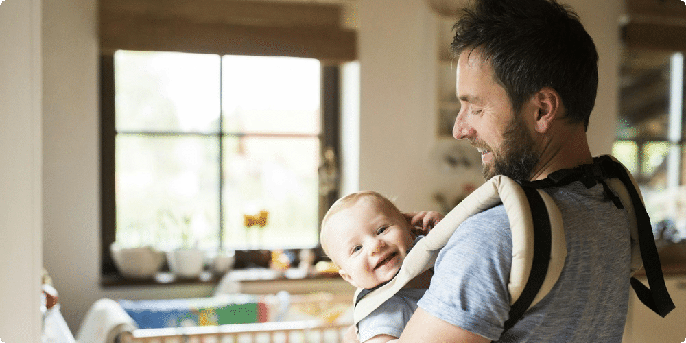 Les différentes marques de porte-bébés ergonomiques